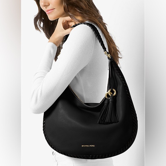 Michael Kors Black Lauryn Leather Shoulder Bag - Picture 1 of 10